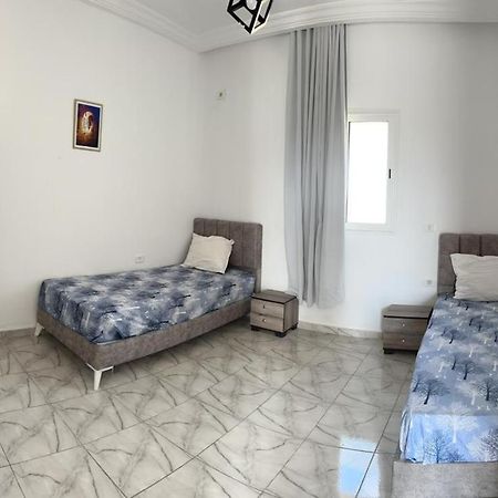 Dyar Amina Apartment ไมดูน ภายนอก รูปภาพ