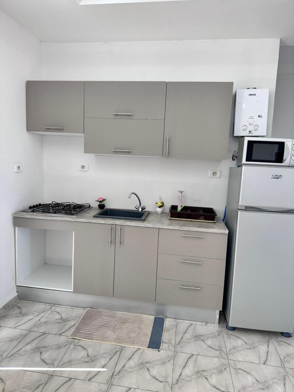 Dyar Amina Apartment ไมดูน ภายนอก รูปภาพ