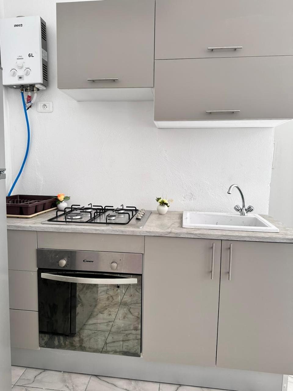 Dyar Amina Apartment ไมดูน ภายนอก รูปภาพ