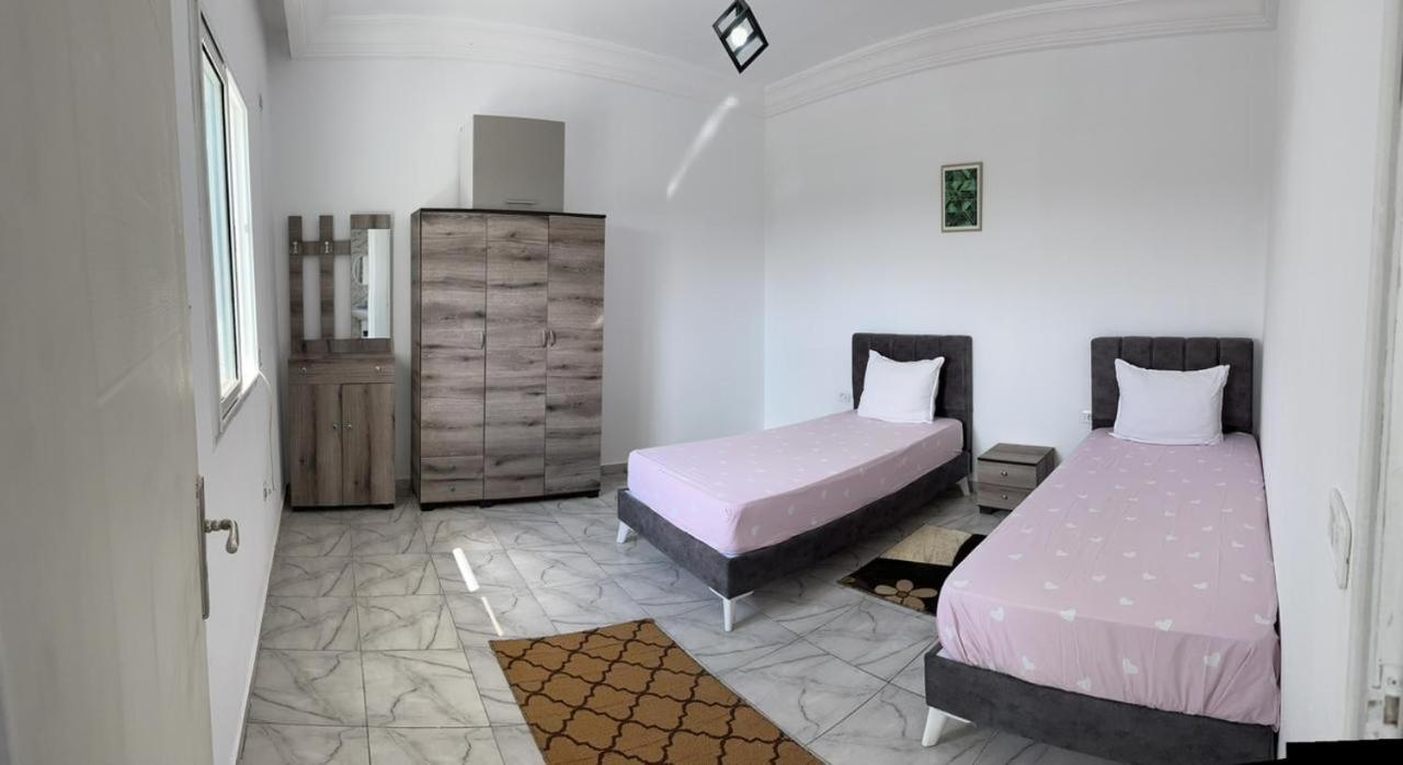 Dyar Amina Apartment ไมดูน ภายนอก รูปภาพ
