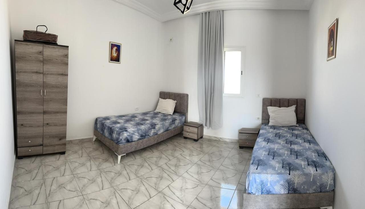 Dyar Amina Apartment ไมดูน ภายนอก รูปภาพ