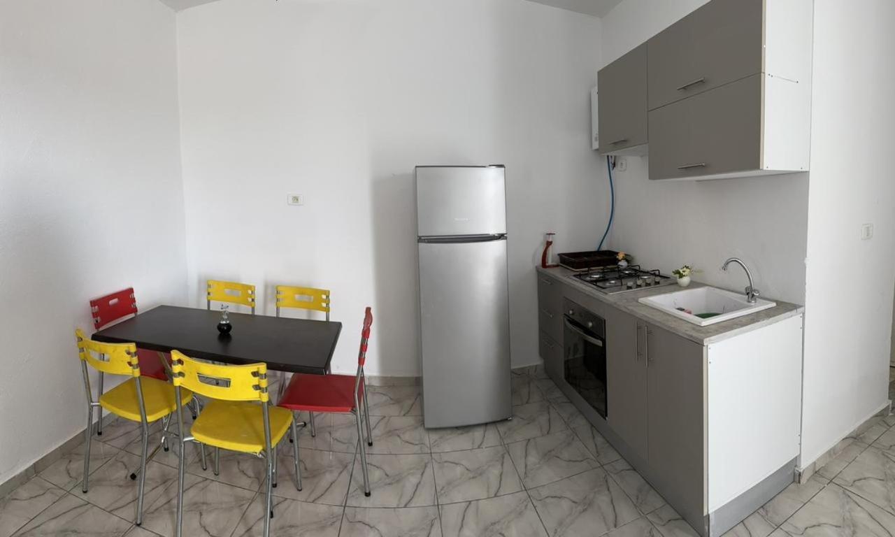 Dyar Amina Apartment ไมดูน ภายนอก รูปภาพ