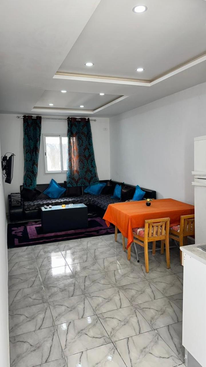 Dyar Amina Apartment ไมดูน ภายนอก รูปภาพ